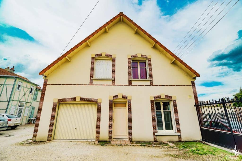 Duplex Centre Ville 6 Personnes Troyes Zewnętrze zdjęcie